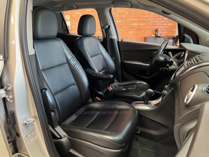 TRACKER 1.8 MPFI LTZ 4X2 16V FLEX 4P AUTOMÁTICO - 2015 - BENTO GONçALVES