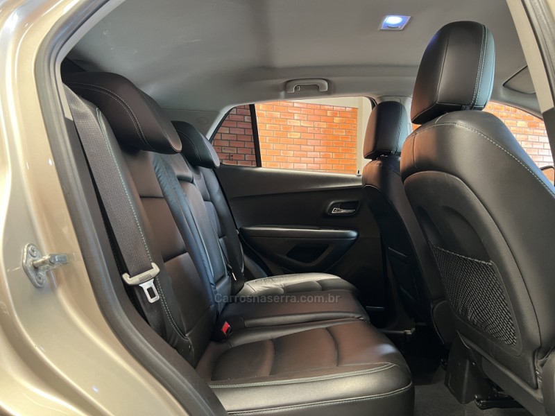 TRACKER 1.8 MPFI LTZ 4X2 16V FLEX 4P AUTOMÁTICO - 2015 - BENTO GONçALVES