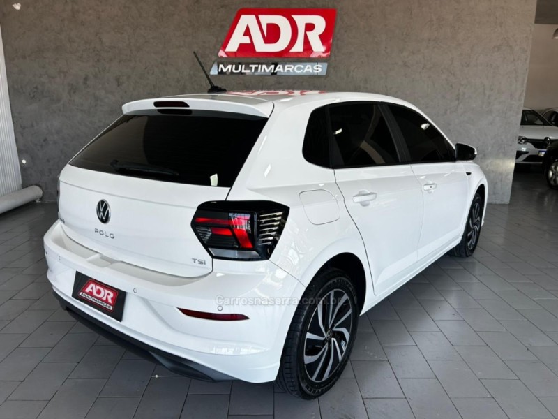 POLO 1.0 170 TSI 12V HIGHLINE FLEX 4P AUTOMÁTICO - 2025 - CAXIAS DO SUL