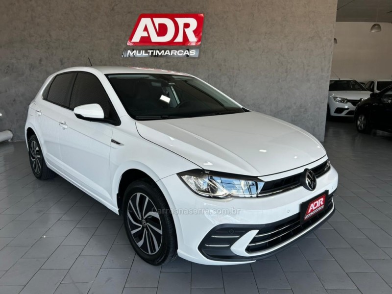 POLO 1.0 170 TSI 12V HIGHLINE FLEX 4P AUTOMÁTICO - 2025 - CAXIAS DO SUL