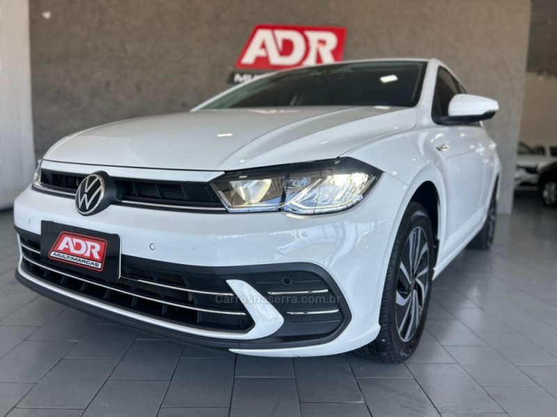 POLO 1.0 170 TSI 12V HIGHLINE FLEX 4P AUTOMÁTICO - 2025 - CAXIAS DO SUL