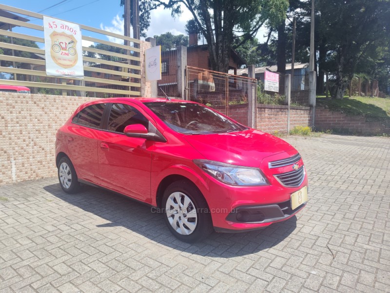 ONIX 1.4 MPFI LT 8V FLEX 4P MANUAL - 2015 - CANELA