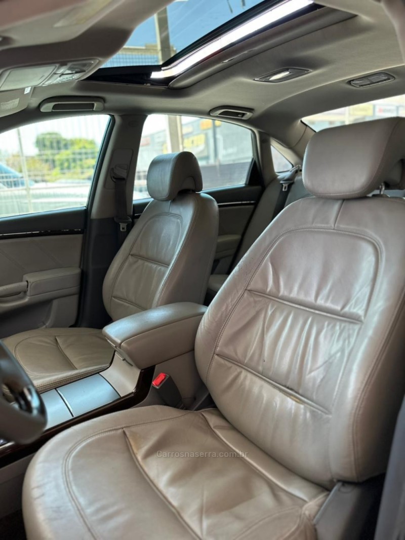 AZERA 3.3 MPFI GLS SEDAN V6 24V GASOLINA 4P AUTOMÁTICO - 2009 - NOVO HAMBURGO