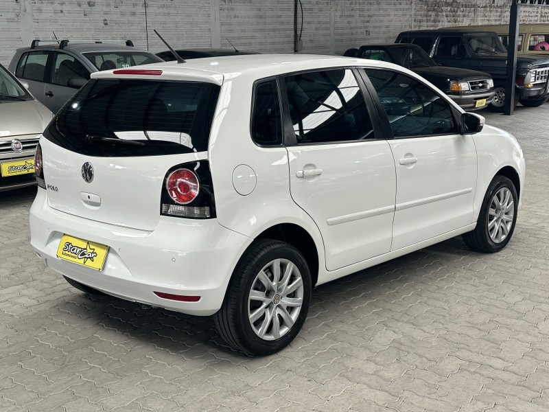 POLO 1.6 MI 8V TOTAL FLEX 4P MANUAL - 2013 - CAXIAS DO SUL