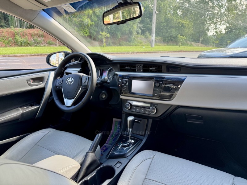COROLLA 2.0 XEI 16V FLEX 4P AUTOMÁTICO - 2015 - LAJEADO