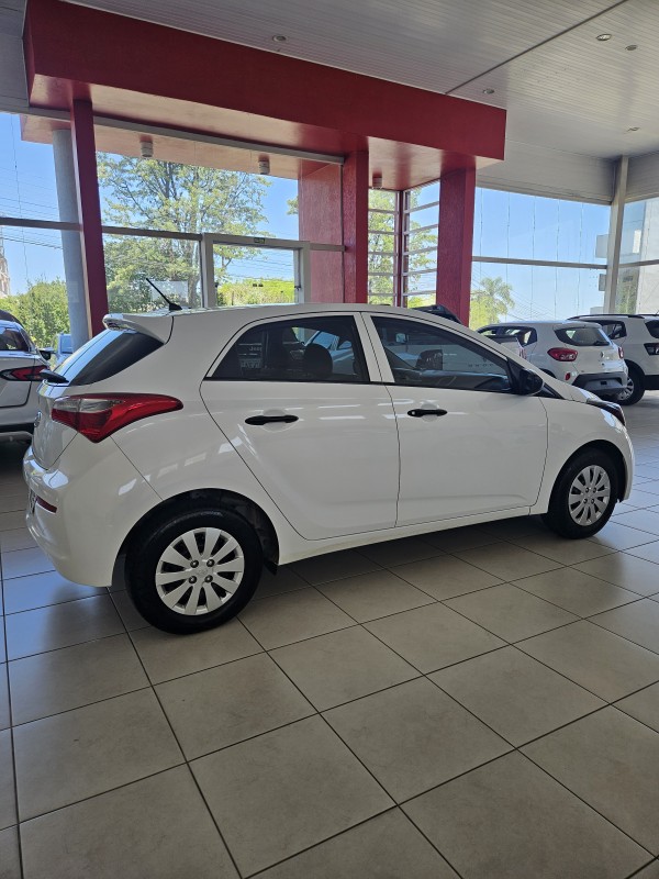 HB20 1.0 COMFORT 12V FLEX 4P MANUAL - 2018 - FARROUPILHA