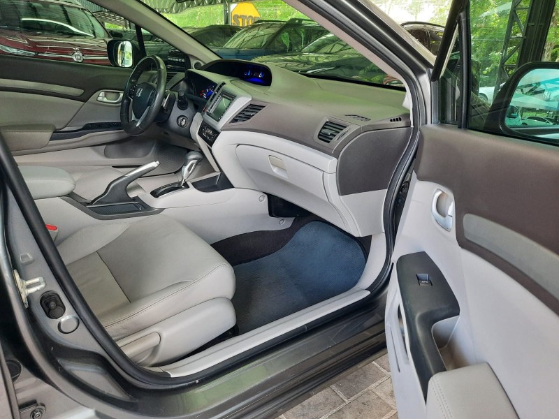 CIVIC 2.0 EXR 16V FLEX 4P AUTOMÁTICO - 2014 - DOIS IRMãOS
