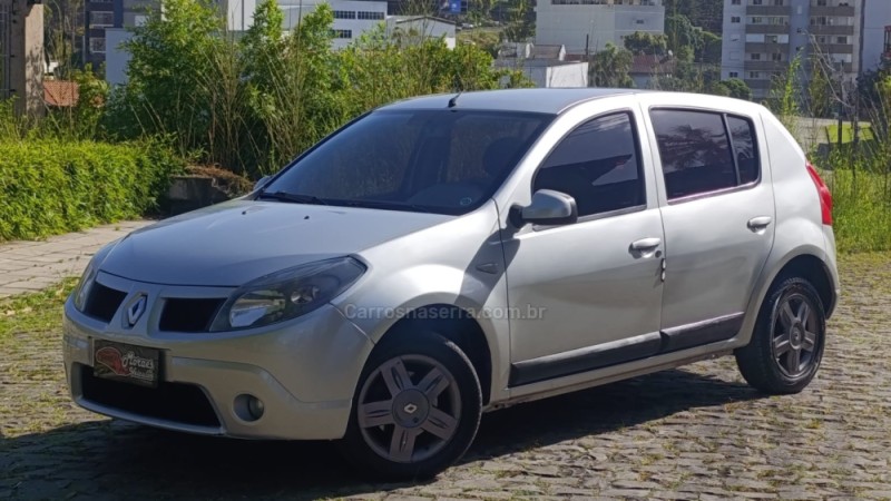 sandero 1.6 expression 8v flex 4p manual 2010 caxias do sul