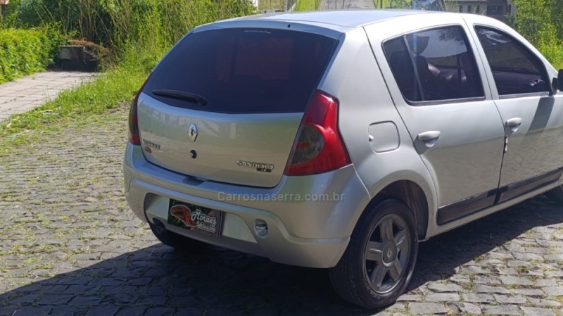 SANDERO 1.6 EXPRESSION 8V FLEX 4P MANUAL - 2010 - CAXIAS DO SUL