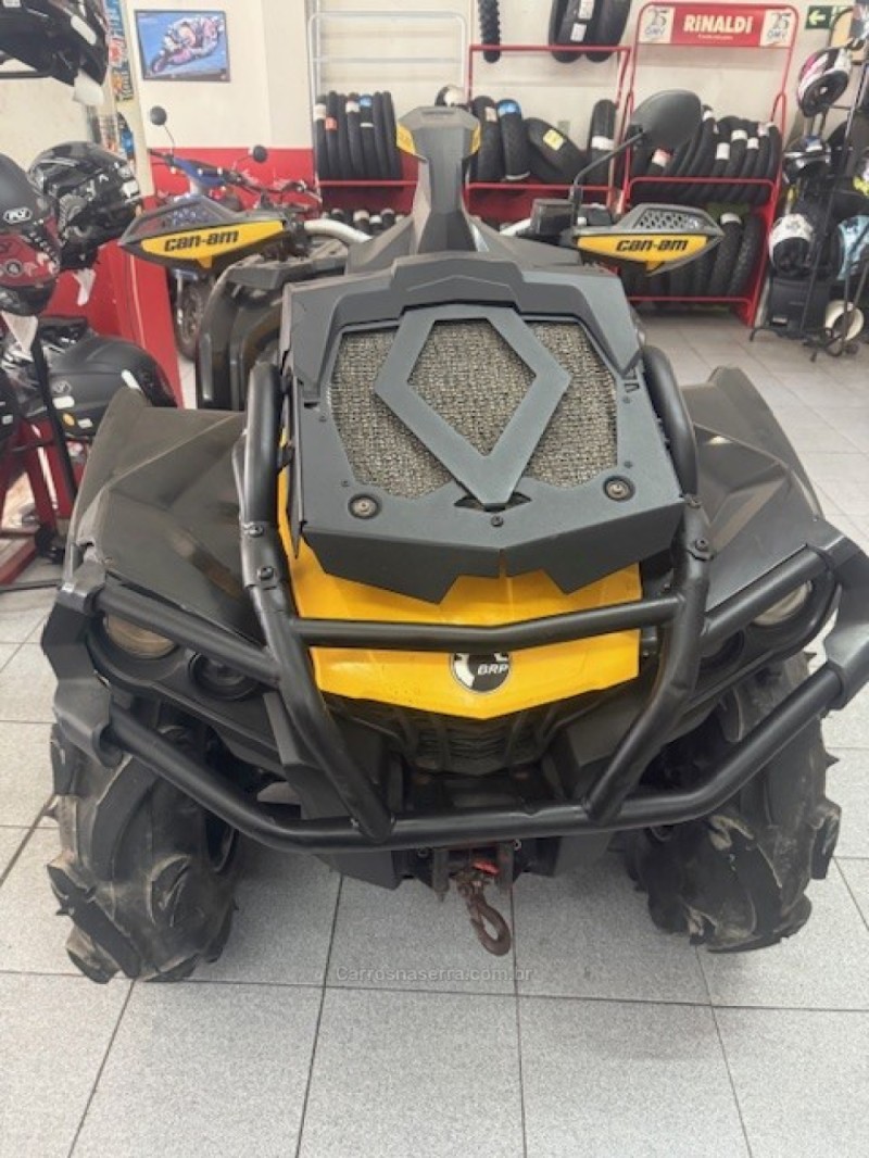 OUTLANDER 650CC XMR - 2013 - GARIBALDI