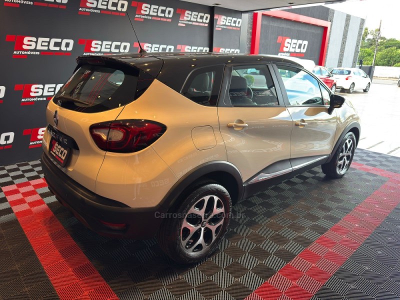 CAPTUR 1.6 LIFE 16V FLEX 4P AUTOMÁTICO - 2018 - PASSO FUNDO