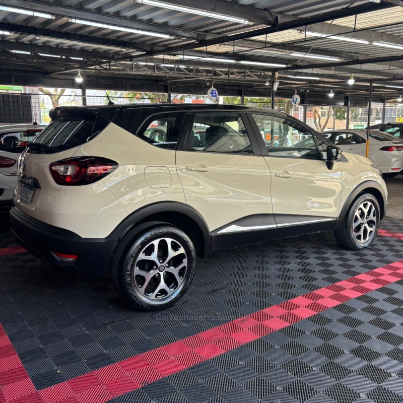 CAPTUR 1.6 LIFE 16V FLEX 4P AUTOMÁTICO - 2018 - PASSO FUNDO