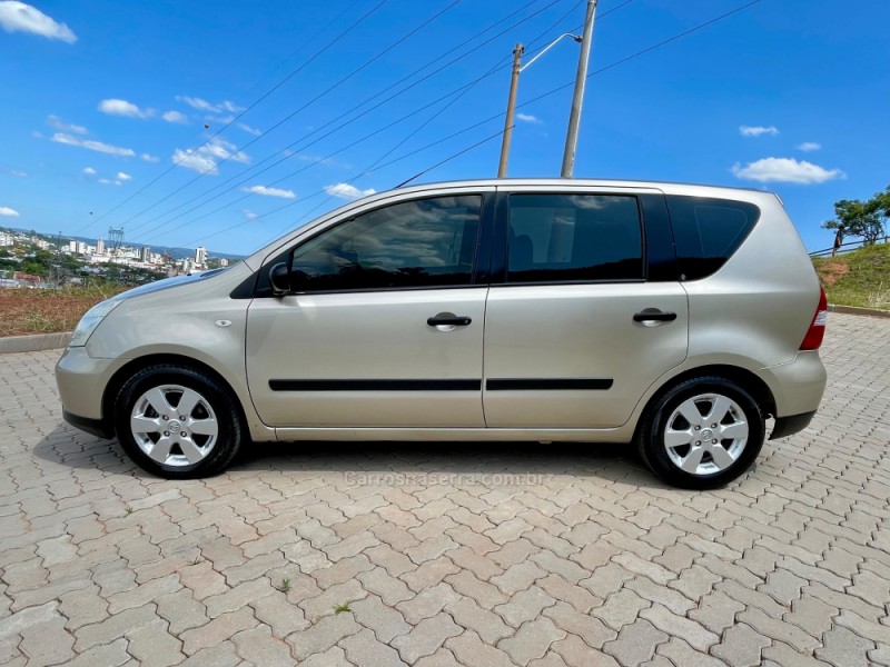 LIVINA 1.8 S 16V FLEX 4P AUTOMÁTICO - 2010 - CAMPO BOM