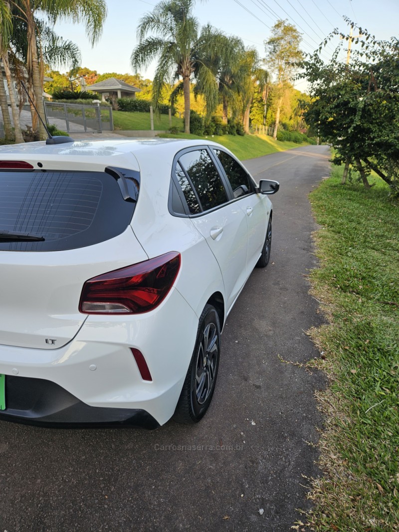 ONIX 1.0 LT 12V FLEX 4P MANUAL - 2024 - VERANóPOLIS