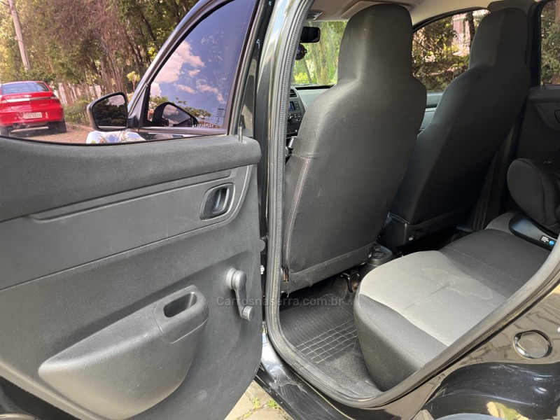 KWID 1.0 12V SCE FLEX LIFE MANUAL - 2018 - NOVA BASSANO