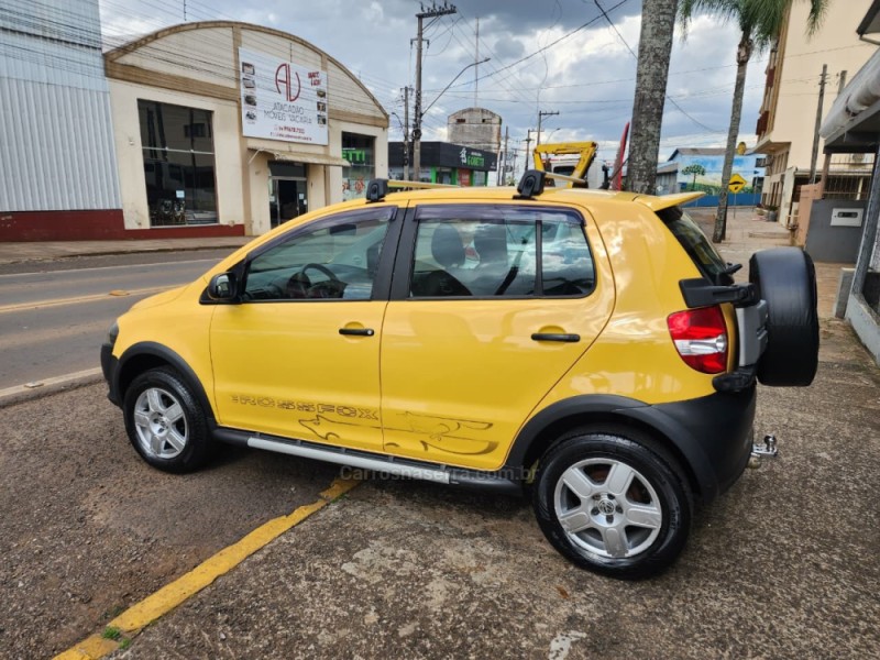 CROSSFOX 1.6 MI FLEX 8V 4P MANUAL - 2009 - VACARIA