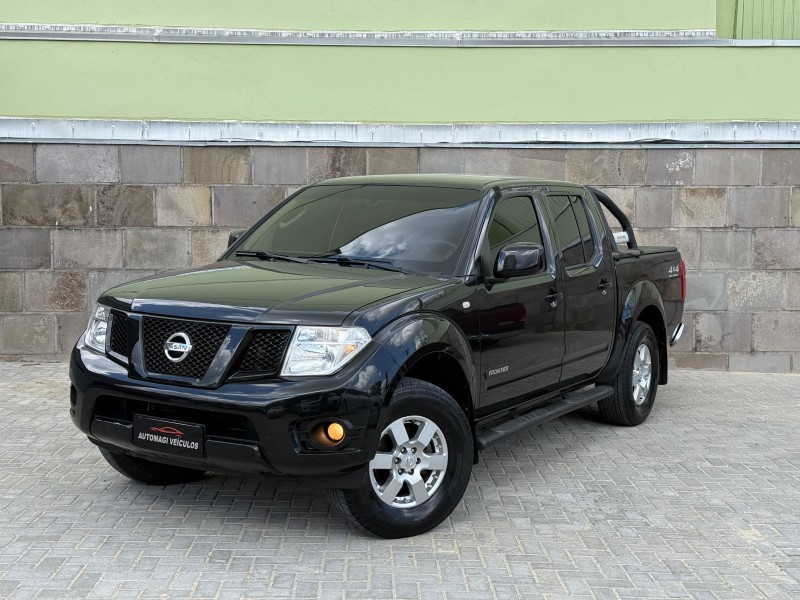 frontier 2.5 s 4x4 cd turbo eletronic diesel 4p manual 2014 caxias do sul