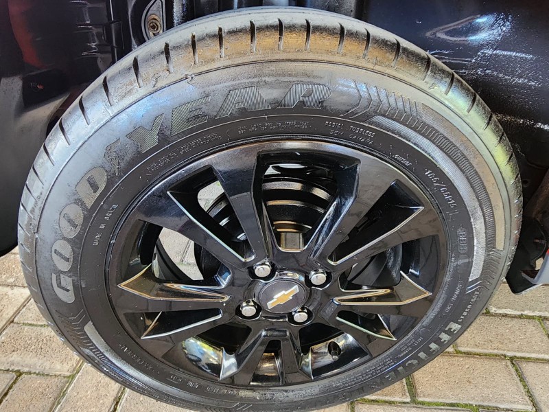 ONIX 1.4 MPFI LTZ 8V FLEX 4P MANUAL - 2013 - CAXIAS DO SUL