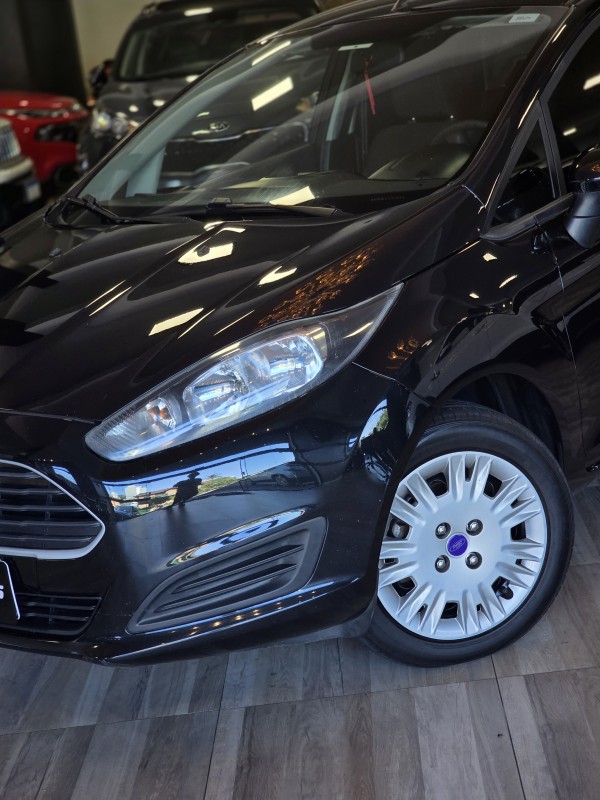 FIESTA 1.5 SE HATCH 16V FLEX 4P MANUAL - 2016 - CAXIAS DO SUL