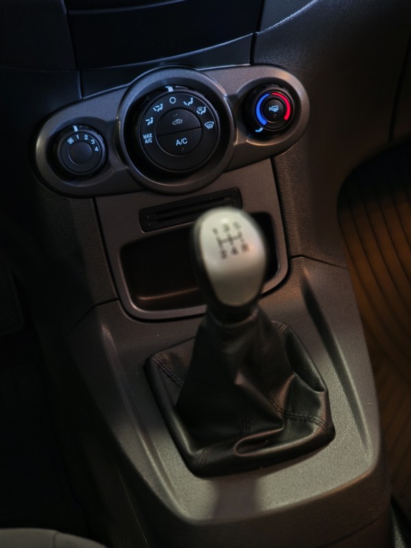 FIESTA 1.5 SE HATCH 16V FLEX 4P MANUAL - 2016 - CAXIAS DO SUL