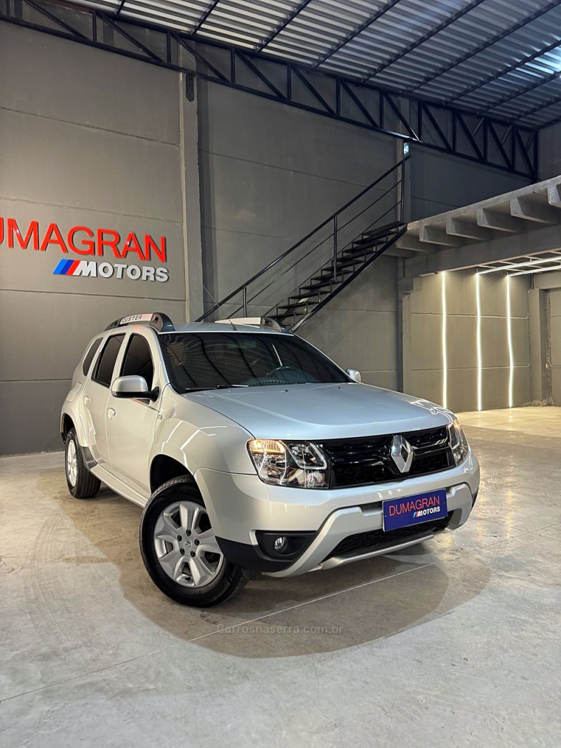 DUSTER 2.0 DYNAMIQUE 4X2 16V FLEX 4P AUTOMÁTICO - 2017 - PASSO FUNDO