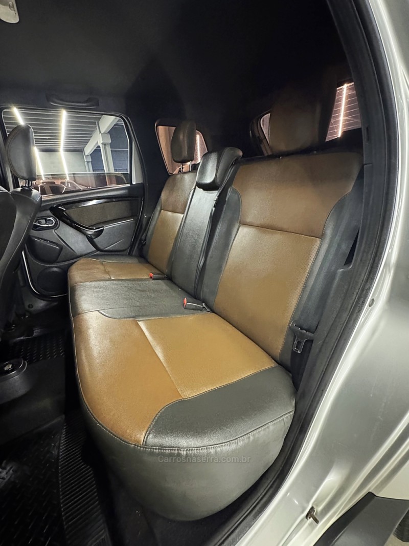 DUSTER 2.0 DYNAMIQUE 4X2 16V FLEX 4P AUTOMÁTICO - 2017 - PASSO FUNDO