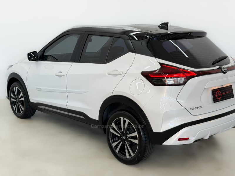 KICKS 1.6 EXCLUSIVE 16V FLEX 4P AUTOMÁTICO - 2024 - CAXIAS DO SUL