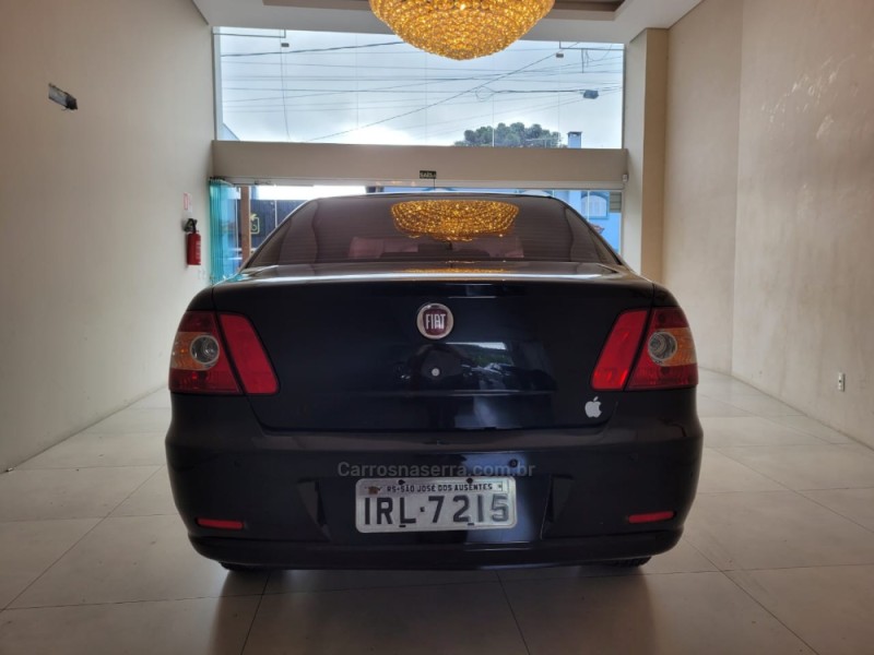 SIENA 1.0 MPI FIRE 8V FLEX 4P MANUAL - 2011 - CANELA