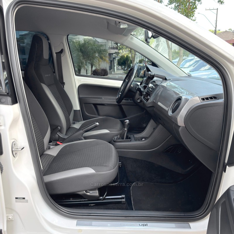 UP 1.0 CROSS T.FLEX 12V 4P MANUAL - 2018 - FLORES DA CUNHA