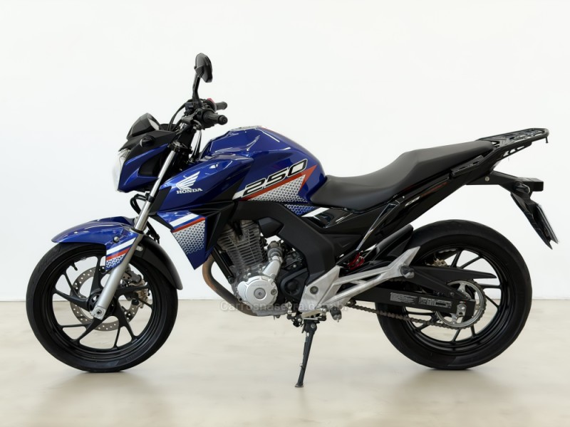 CB 250F TWISTER CBS - 2022 - CAXIAS DO SUL