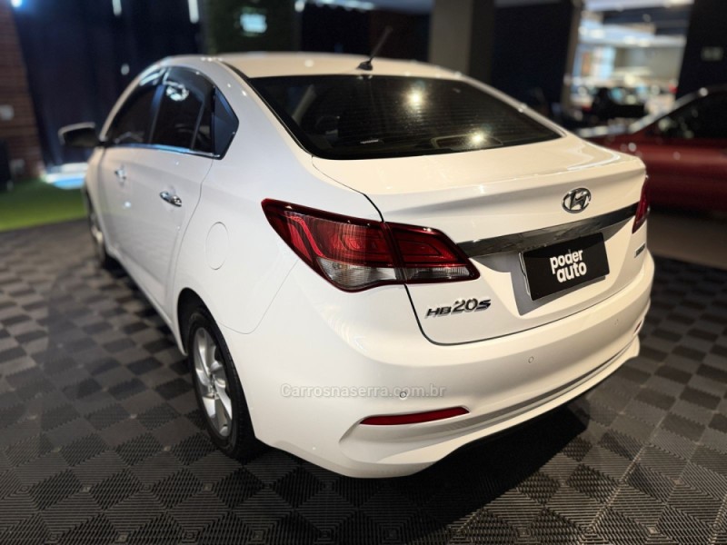 HB20S 1.6 PREMIUM 16V FLEX 4P AUTOMÁTICO - 2016 - FARROUPILHA
