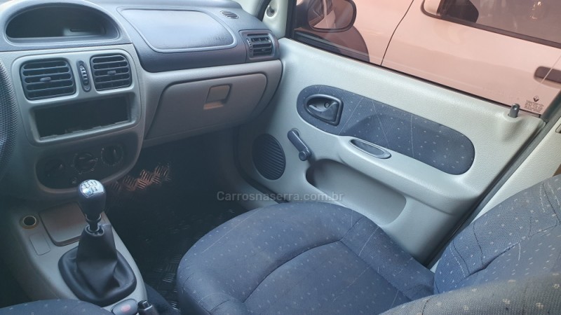 CLIO 1.6 EXPRESSION 16V FLEX 4P MANUAL - 2005 - CAXIAS DO SUL