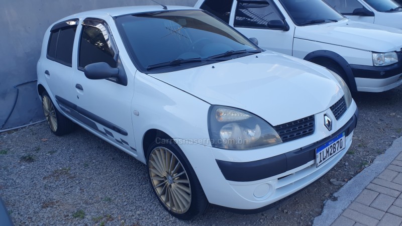 CLIO 1.6 EXPRESSION 16V FLEX 4P MANUAL - 2005 - CAXIAS DO SUL