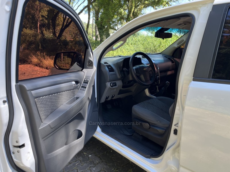 S10 2.5 LT 4X4 CD 16V FLEX 4P MANUAL - 2015 - NOVA BASSANO