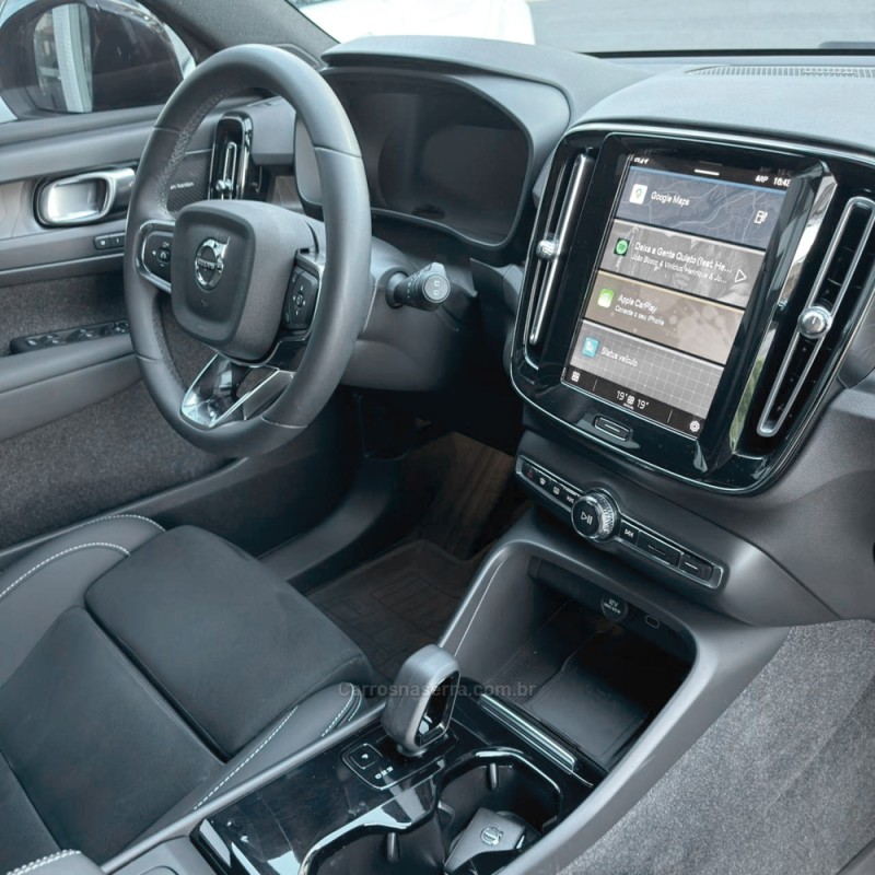 XC 40  - 2023 - FLORES DA CUNHA