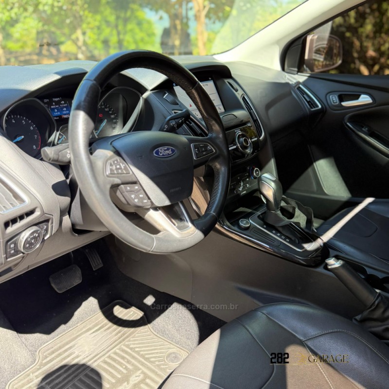 FOCUS 2.0 TITANIUM SEDAN 16V FLEX 4P AUTOMÁTICO - 2017 - FARROUPILHA