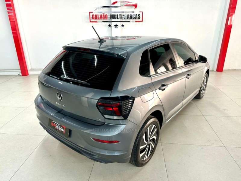POLO 1.0	200 TSI HIGHLINE AUTOMÁTICO  - 2024 - CAXIAS DO SUL