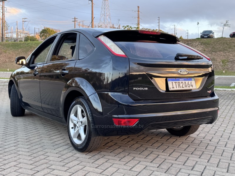 FOCUS 1.6 GLX 16V FLEX 4P MANUAL - 2013 - CAXIAS DO SUL