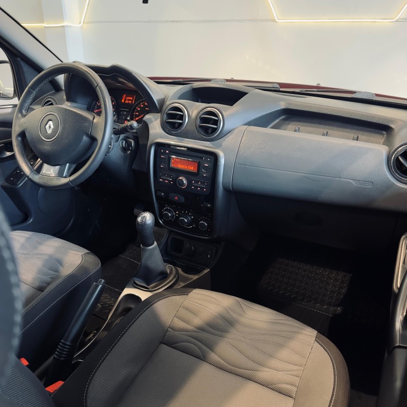 DUSTER 1.6 DYNAMIQUE 4X2 16V FLEX 4P MANUAL - 2013 - CAXIAS DO SUL