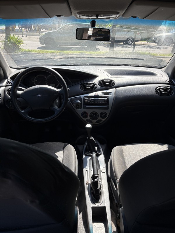 FOCUS 2.0 FC 16V GASOLINA 4P MANUAL - 2005 - FARROUPILHA
