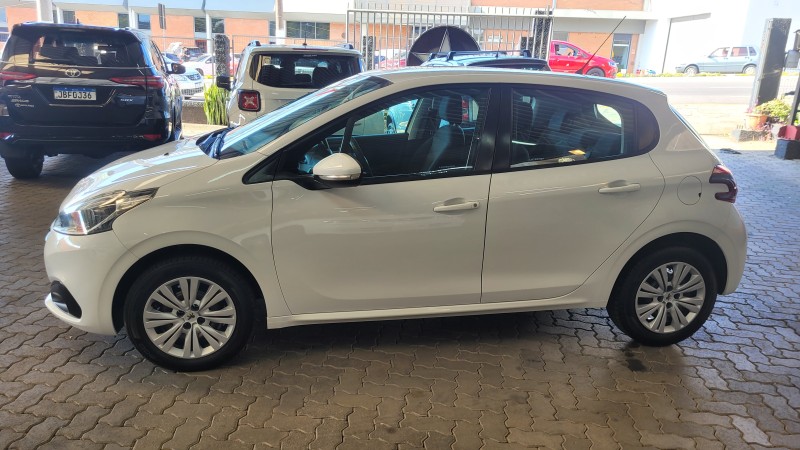 208 1.2 ACTIVE 12V FLEX 4P MANUAL - 2018 - GARIBALDI