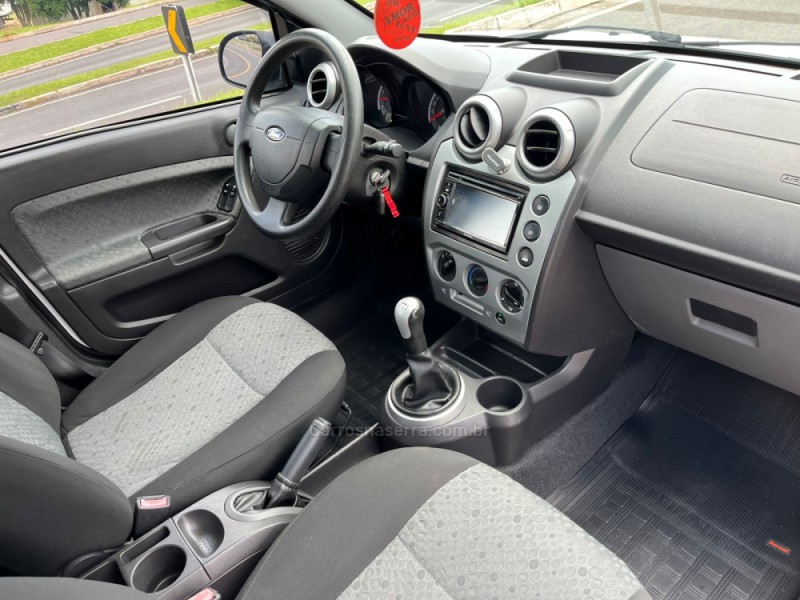 FIESTA 1.0 MPI CLASS 8V GASOLINA 4P MANUAL - 2014 - DOIS IRMãOS