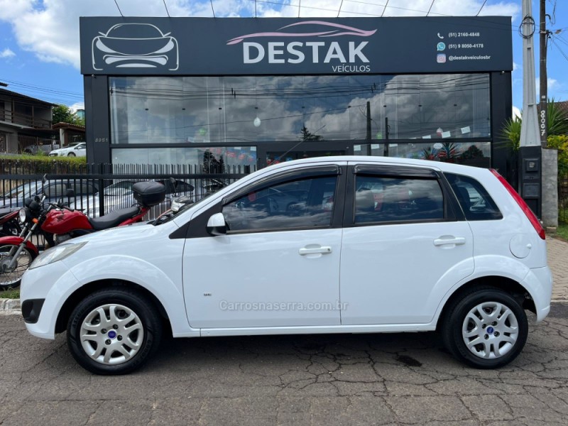 FIESTA 1.0 MPI CLASS 8V GASOLINA 4P MANUAL - 2014 - DOIS IRMãOS