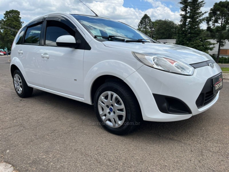 FIESTA 1.0 MPI CLASS 8V GASOLINA 4P MANUAL - 2014 - DOIS IRMãOS