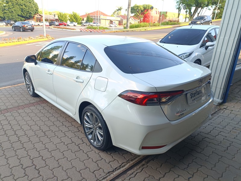 COROLLA 2.0 XEI 16V FLEX 4P AUTOMÁTICO - 2021 - BOM PRINCíPIO