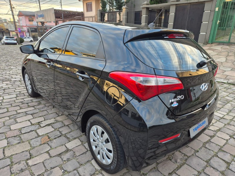 HB20 1.0 COMFORT PLUS 12V FLEX 4P MANUAL - 2014 - CAXIAS DO SUL