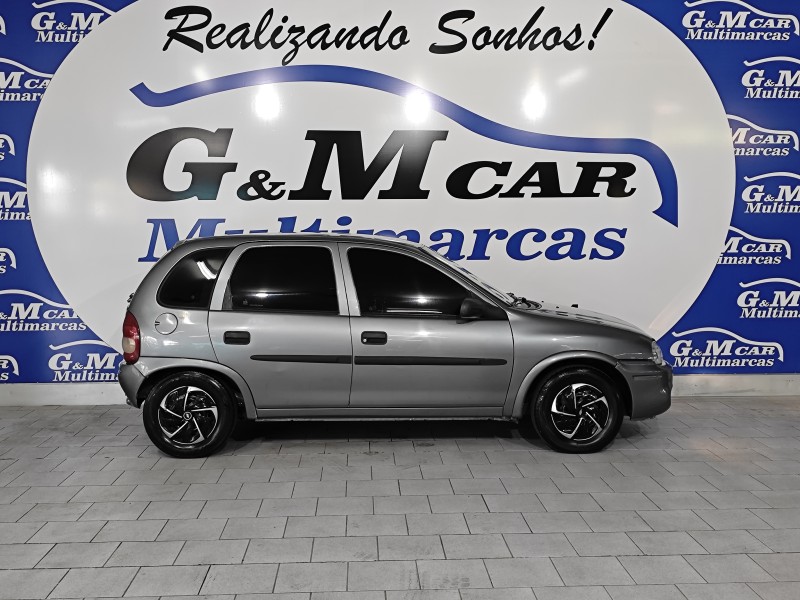 CORSA 1.0 MPFI SUPER 8V GASOLINA 4P MANUAL - 2001 - SãO SEBASTIãO DO CAí