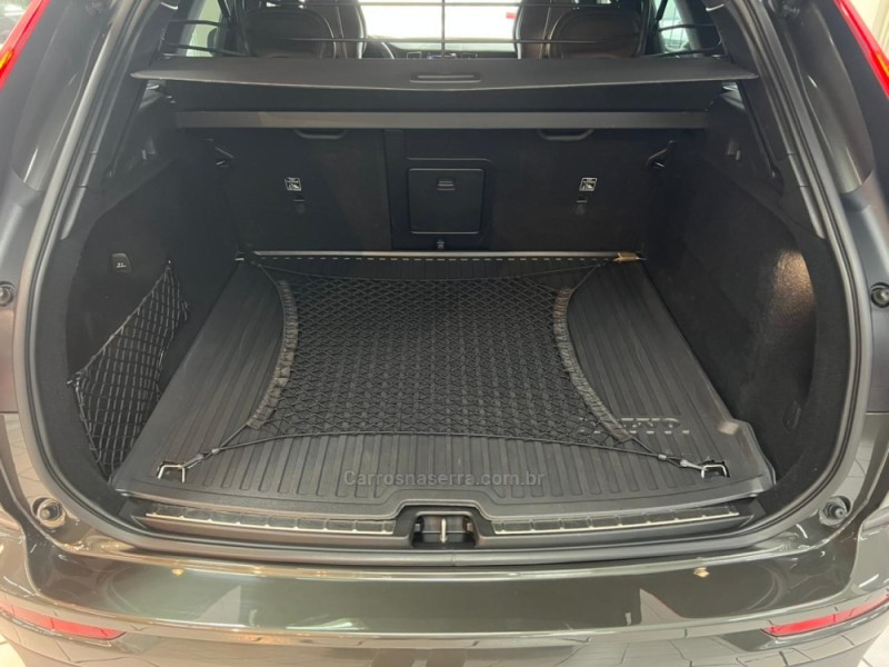 XC60 2.0 T5 MOMENTUM GASOLINA 4P AUTOMÁTICO - 2021 - CAXIAS DO SUL