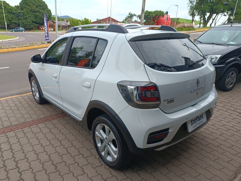 SANDERO 1.6 STEPWAY RIP CURL 8V FLEX 4P AUTOMATIZADO - 2016 - BOM PRINCíPIO