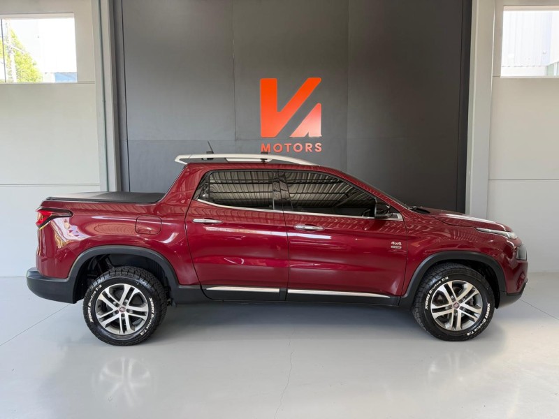 TORO 2.0 16V TURBO DIESEL VOLCANO AT9 4X4 AUTOMÁTICO - 2016 - CARLOS BARBOSA